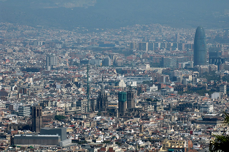092 View from Montjuic over Barri Gotic to Torre AGBAR